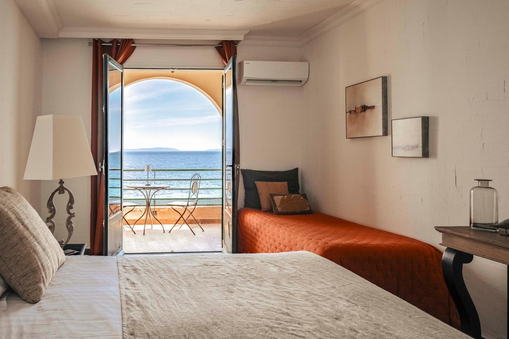 Surplage Hotel Cavaliere Le Lavandou Eksteriør bilde