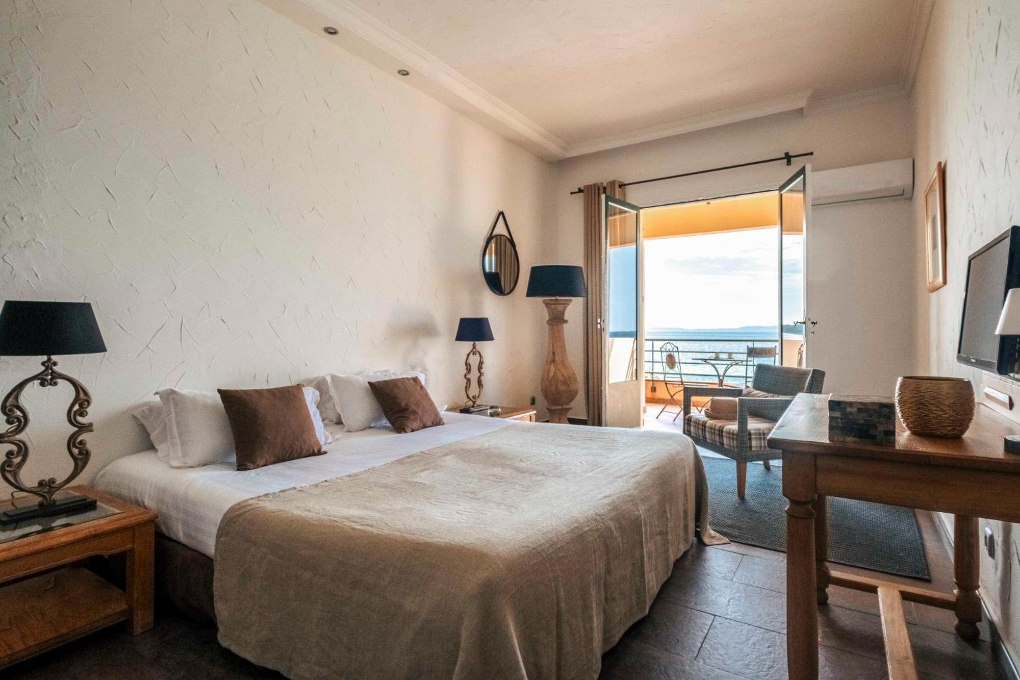 Surplage Hotel Cavaliere Le Lavandou Eksteriør bilde